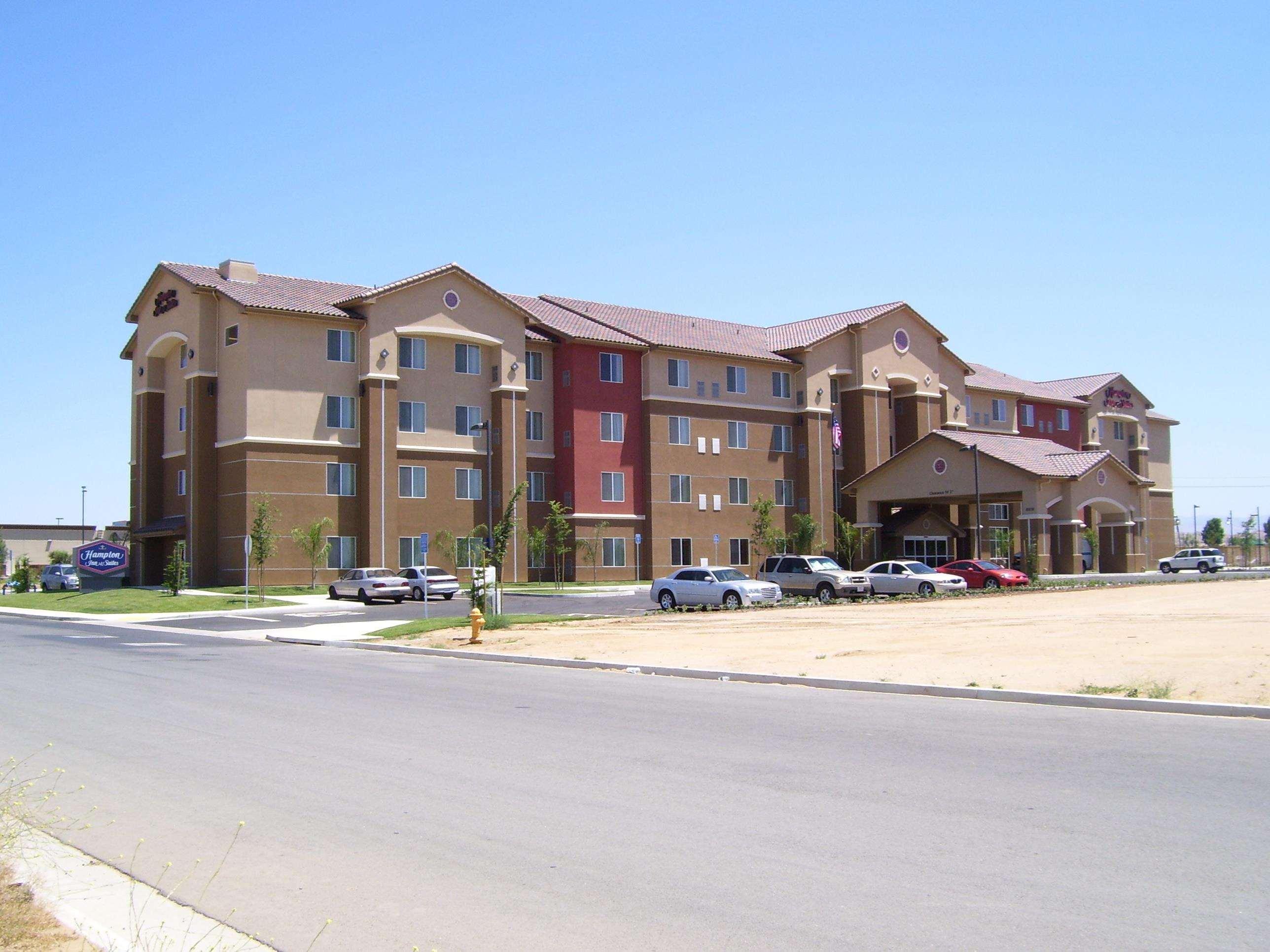 Hampton Inn And Suites Bakersfield North-Airport Exterior photo