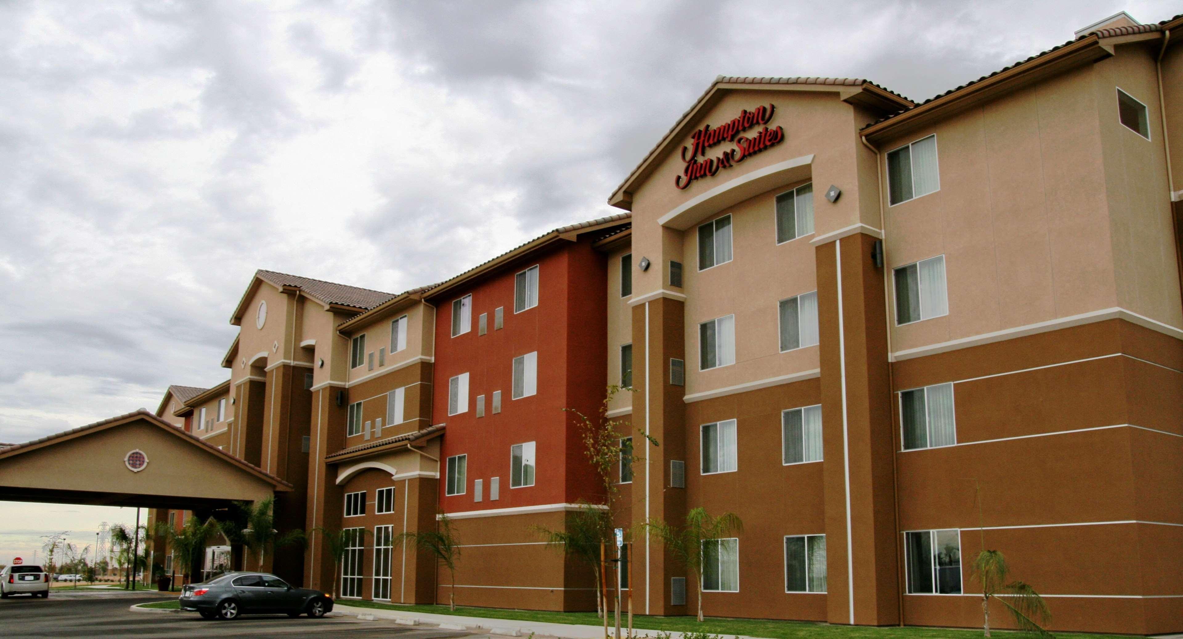 Hampton Inn And Suites Bakersfield North-Airport Exterior photo